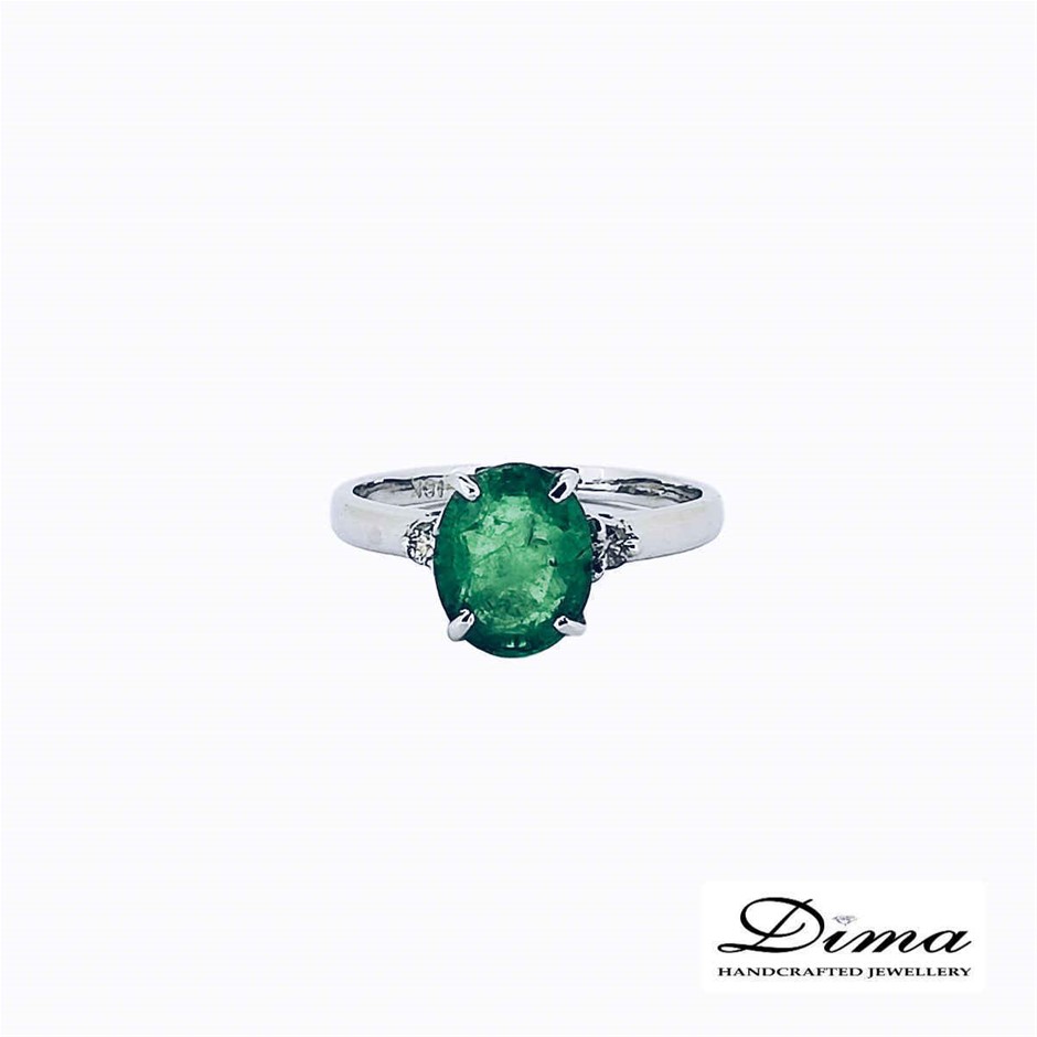 0.08 Carat White 4 round diamonds