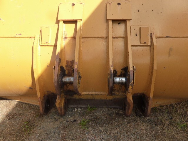 DeWALT 12V-18V Multi-Voltage Battery Charger. NB: Not in Original Box.
