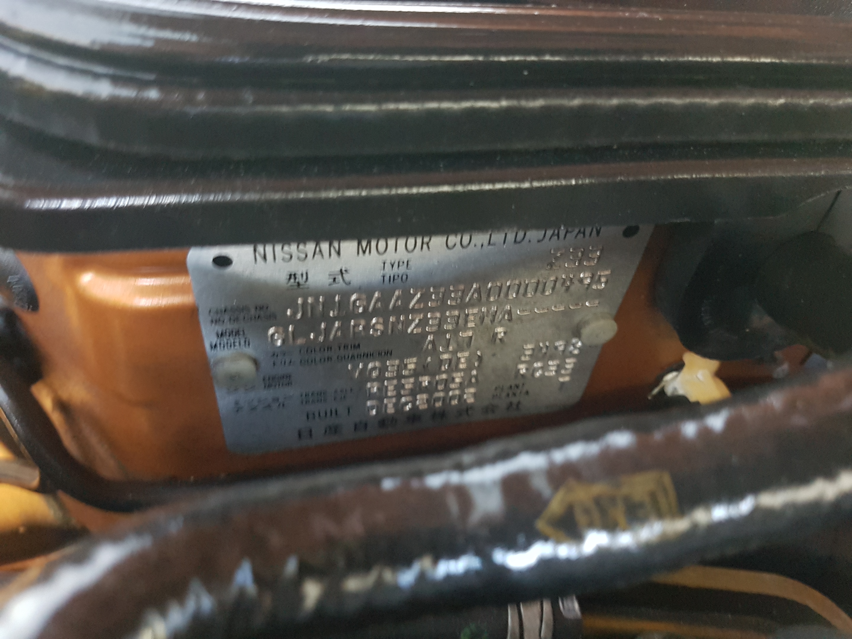 <p>Mobile Under Drawers</p>