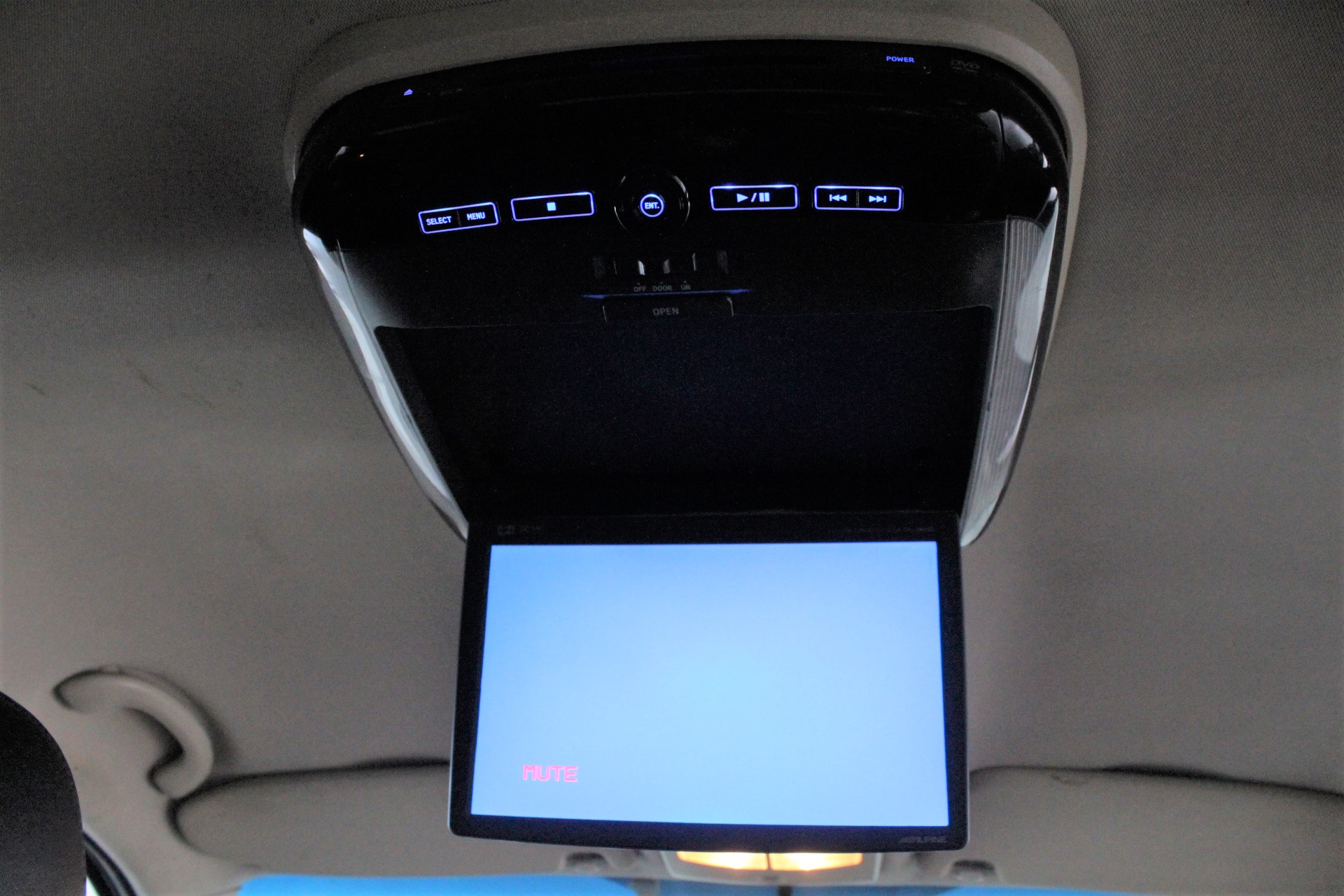 <p>LG PT-53A83T Rear Projection TV</p>