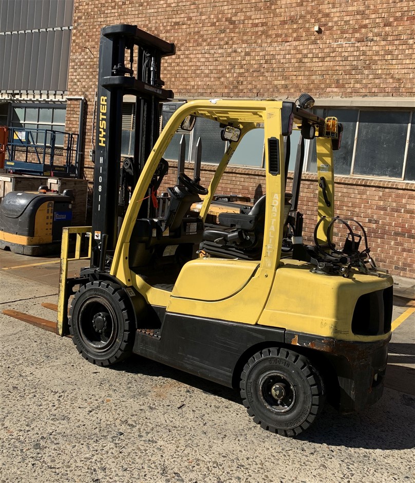 Toilet Portable - Sewer Connect - Glendenning