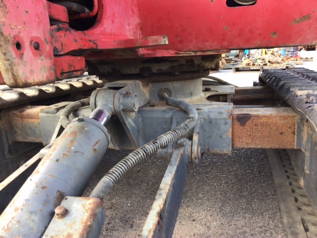 Four Post Car Lift (Unused)