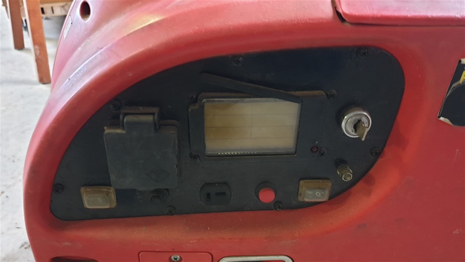 <p>MERCEDES-BENZ HX COOLED FIRE PUMP, QTY x2</p>