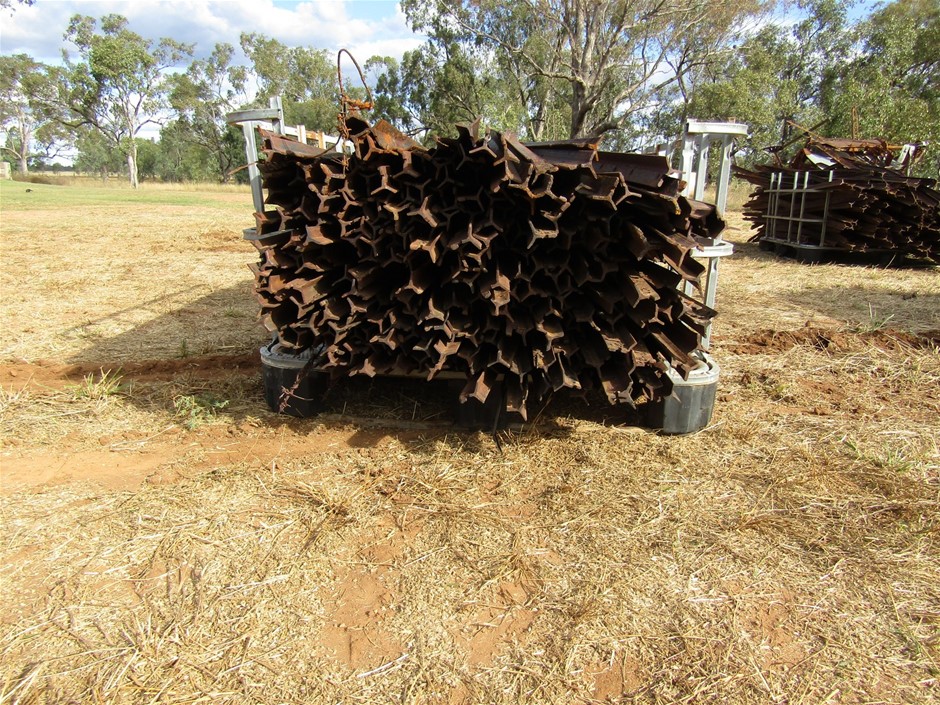 <p>Custom Float Dual Axle Trailer</p>