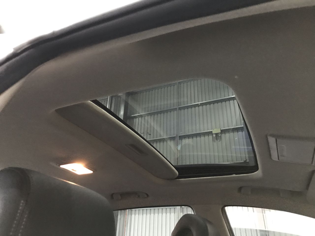 0.08 Carat White 4 round diamonds