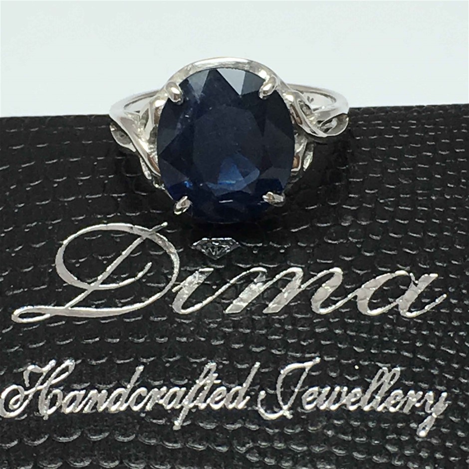 0.06 carat white round 4 diamond
