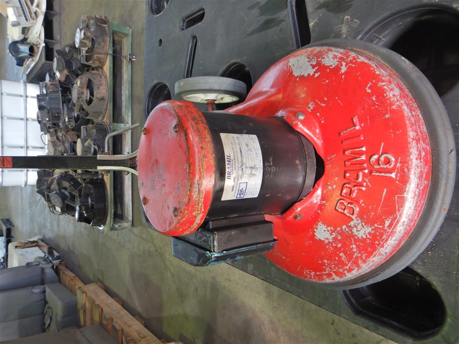 2 x Round Lifting Slings, WLL 2000kg x 2.5M (With Test Cert).