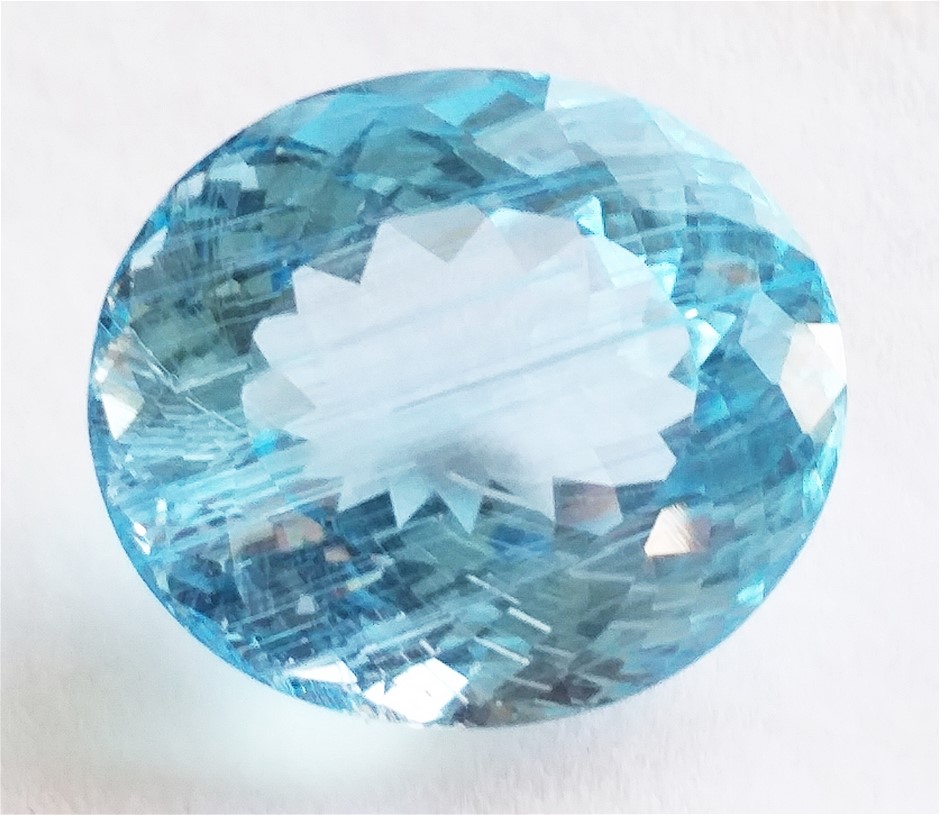 0.07 Carat round 2 white diamond