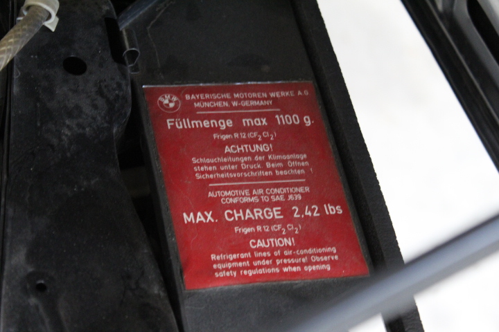 <p>2025 Full Enclosed Electric Ride On Sweeper – Model: 1900K (Unused)</p>