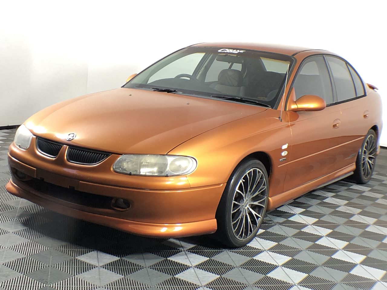 1999 Holden Commodore SS VT Automatic Sedan Auction (000160015577) Grays Australia