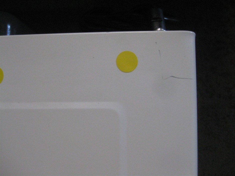 Panasonic 32 Litre Inverter Microwave Oven Model NNST641W Auction