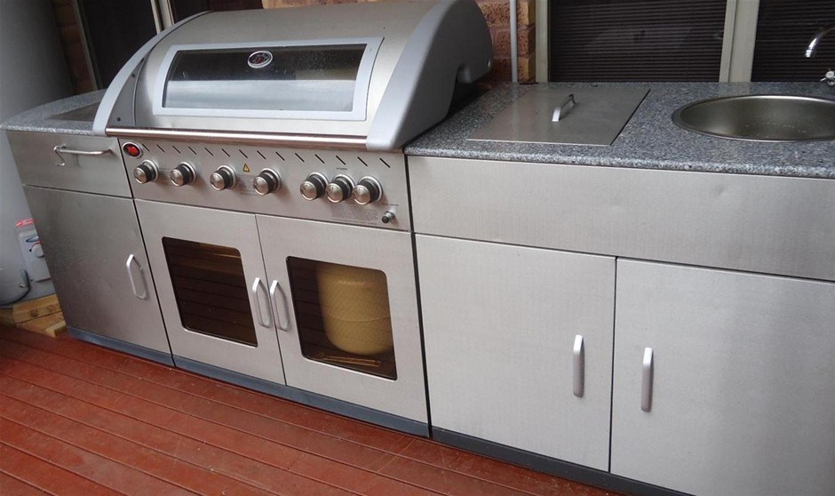 Matador Outdoor Entertainer BBQ/Kitchen Auction (00167113231) Grays Australia