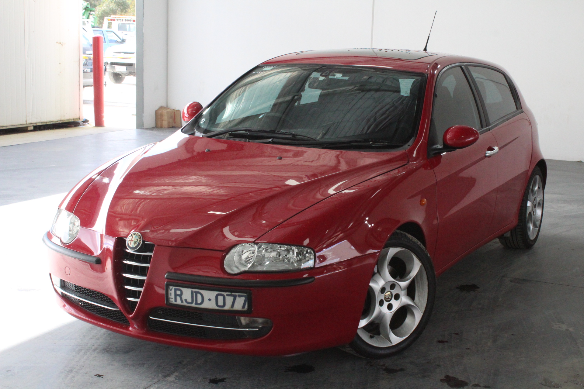 2002 Alfa Romeo 147 2.0 Twin Spark Manual Hatchback Auction (00013470479) Grays Australia