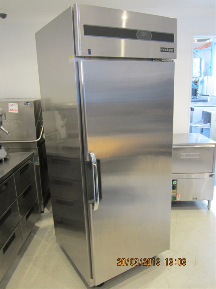 Skope Centaur Single door upright freeze