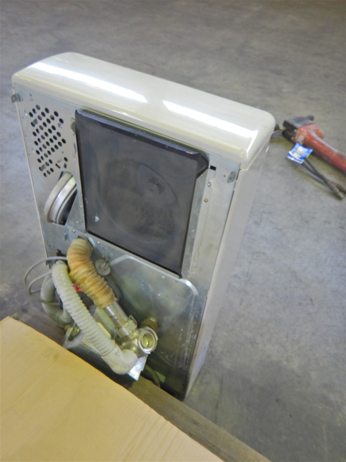 Rinnai Energy Saver 553FT Gas Heater (Pooraka, SA) Auction (0030-8012863) |  Grays Australia