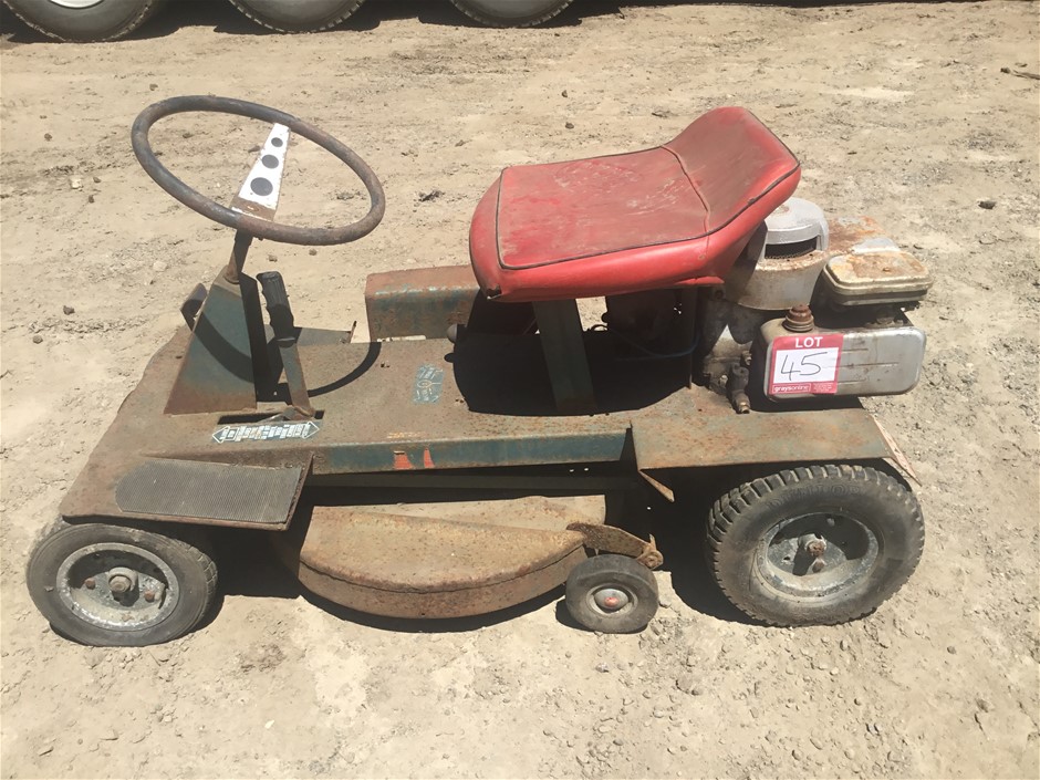 Classic Rover ride on mower Auction