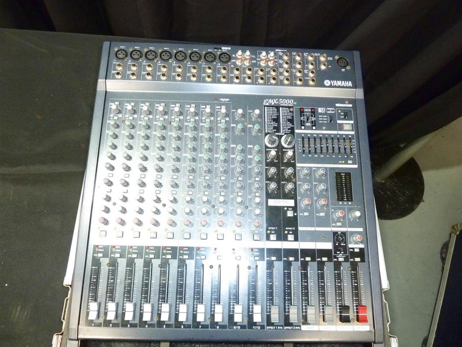 Yamaha EMX 500012 Powered Mixer Auction (00755042926) Grays Australia