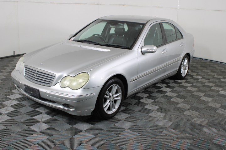 2002 Mercedes Benz C200 Kompressor Classic W203 Automatic Sedan