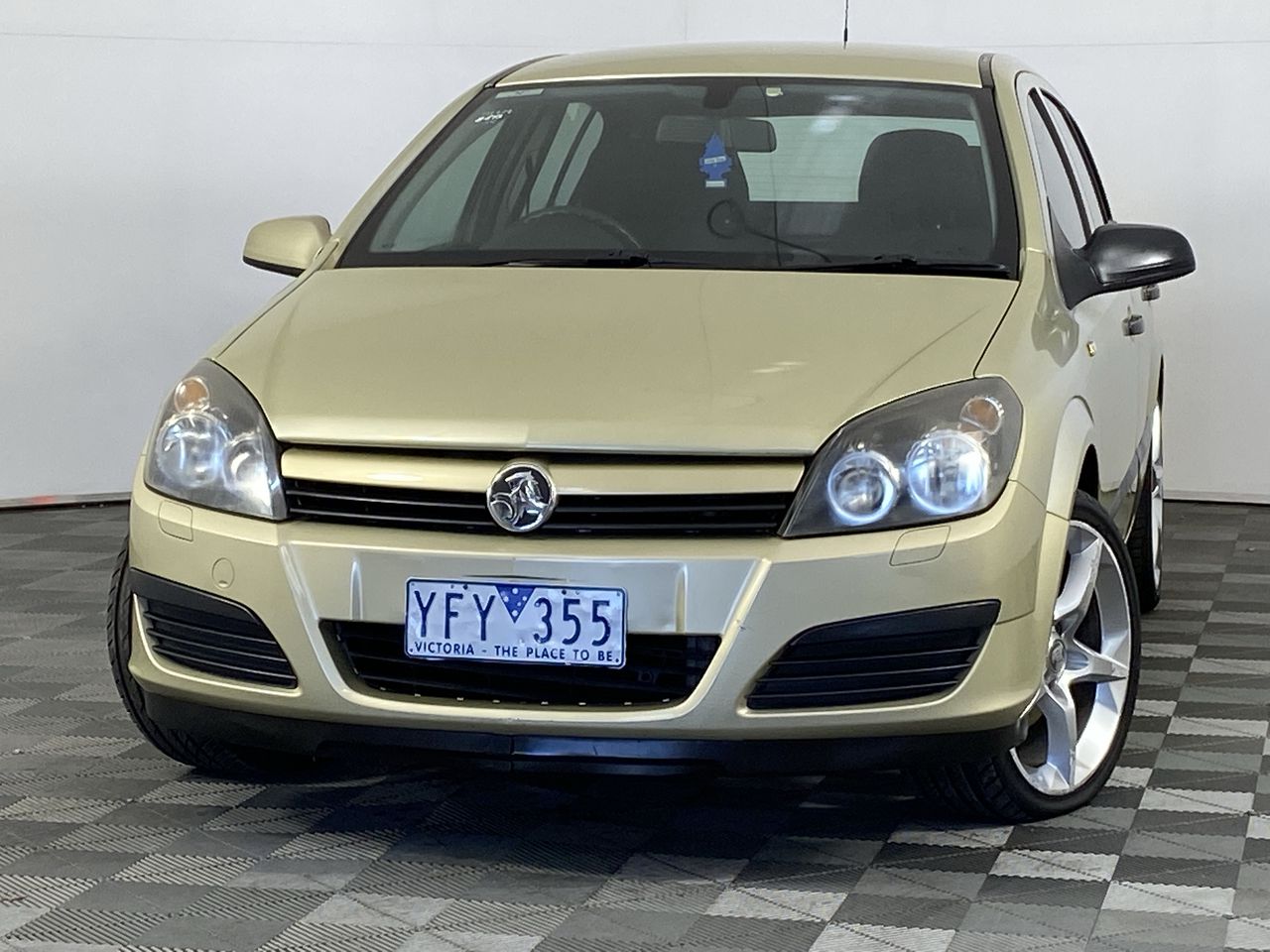 Hsv Clubsport R8 For Sale Grays
