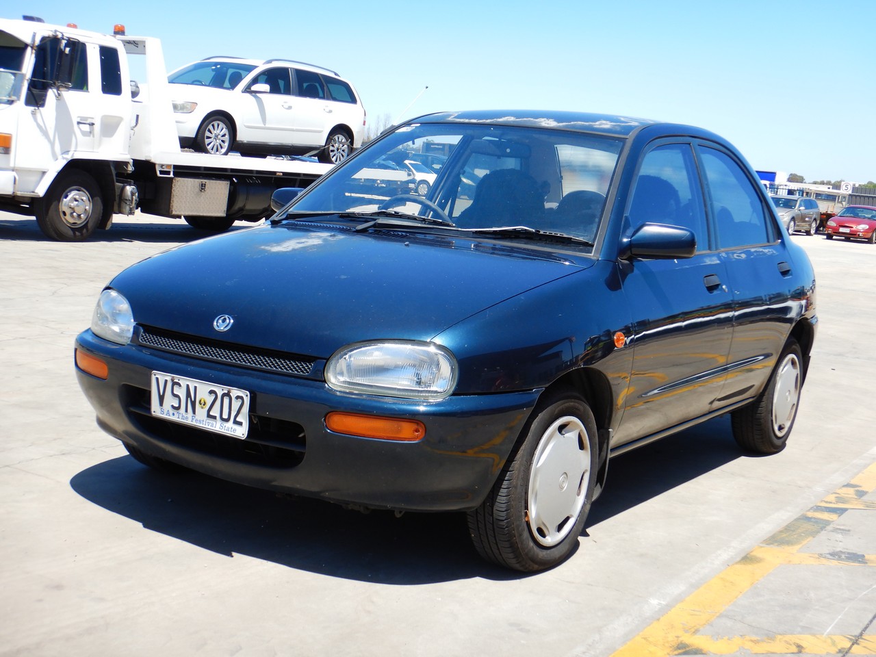 Mazda 121 db