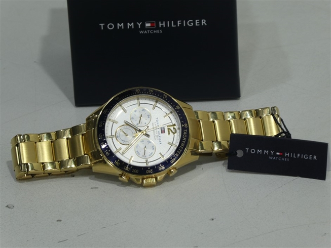 Hukommelse skab porter Tommy Hilfiger Luke Men's Watch 1791121 Auction (0004-2534713) | Grays  Australia