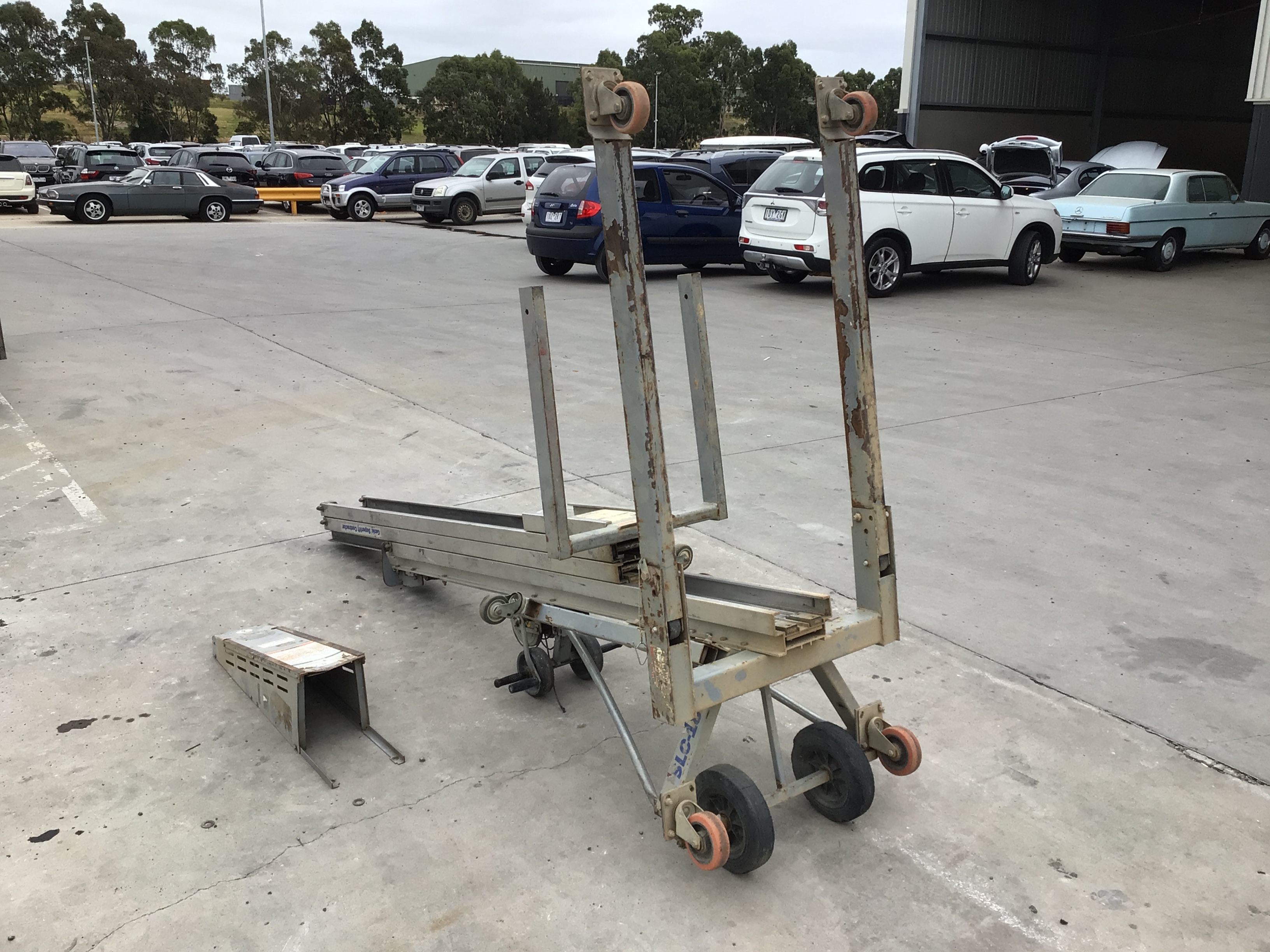 Genie SLC18 Material Lift Auction (00203018609) Grays Australia