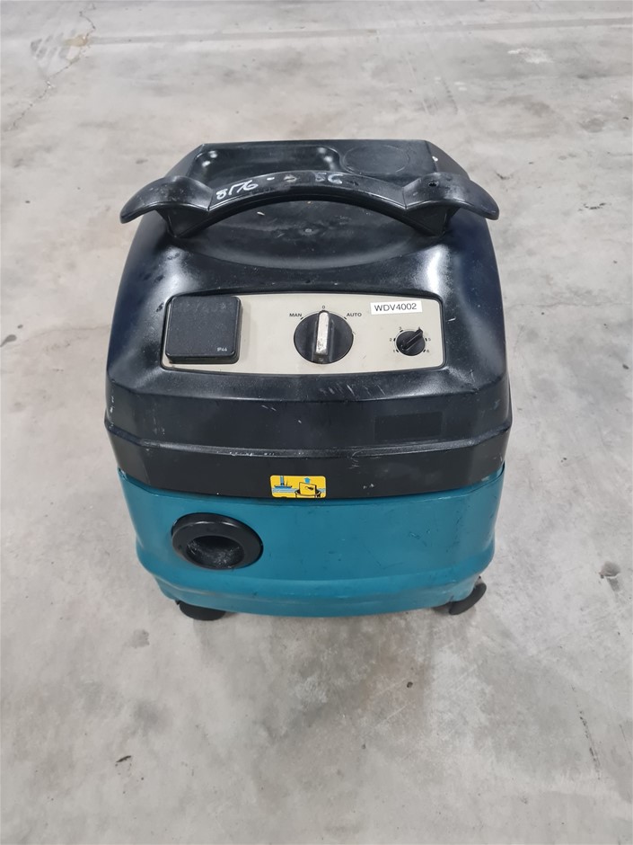 makita 443 vacuum