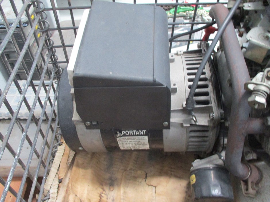 Vanguard 16 HP VTwin Generator Briggs & Stratton Motor Auction (0010
