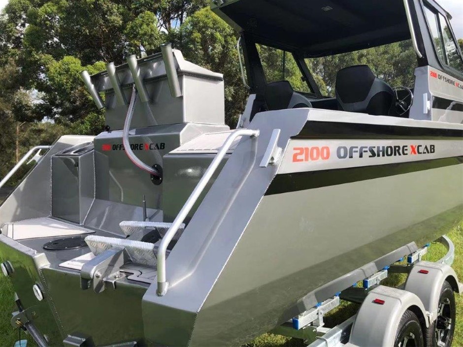 2021 New Zealand Plate Boats 2100 OFFSHORE XCAB Hard Top Cuddy Cabin