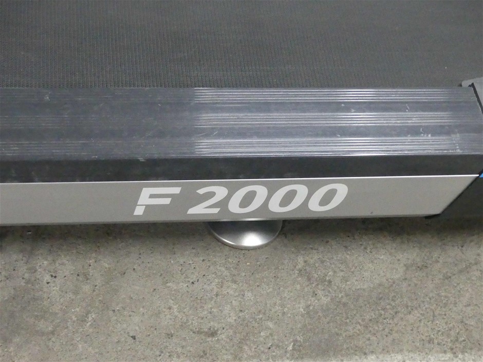 Freeform f2000 commercial online treadmill