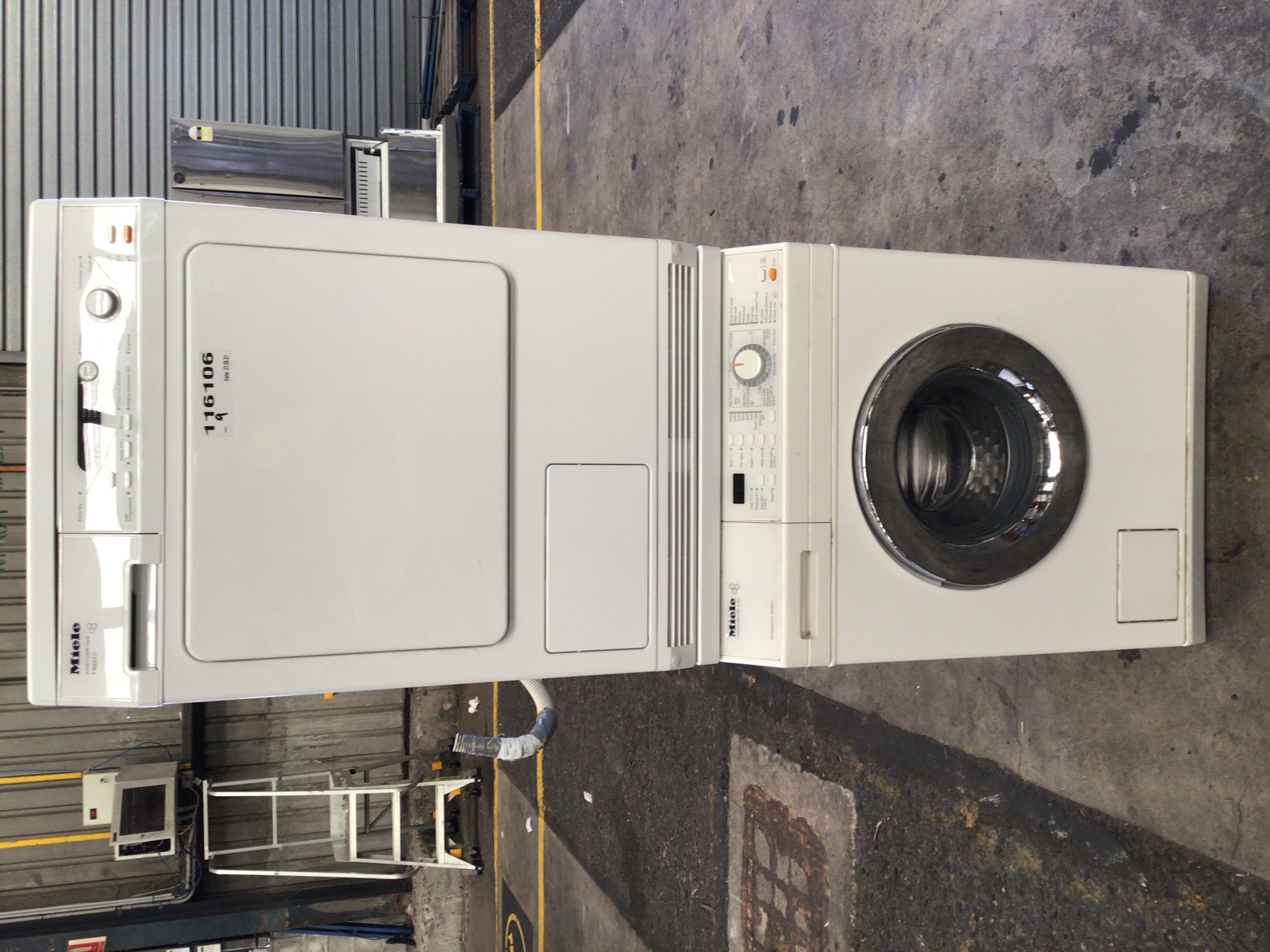 Miele Combination Washing Machine and Dryer Auction (00097031963