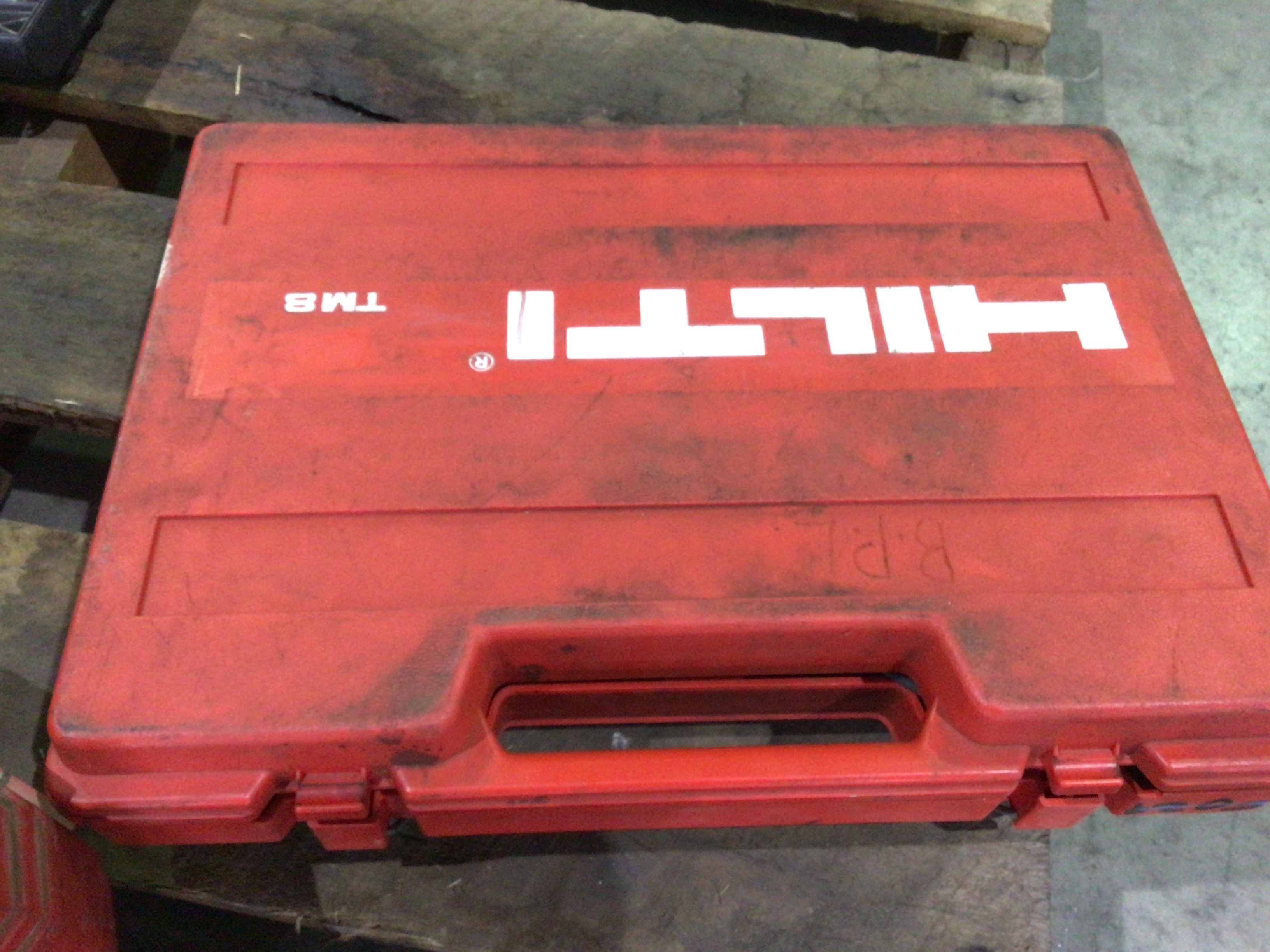 Hilti tm8 best sale hammer drill