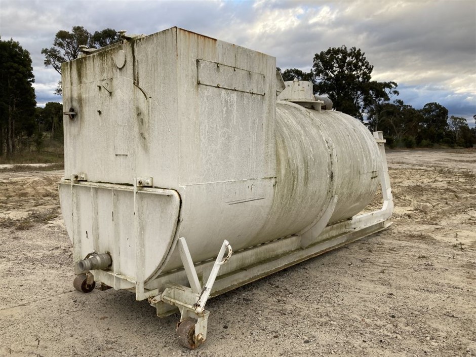 Hooklift Skid Mounted Vacuum Tank Auction (00225045430) Grays Australia