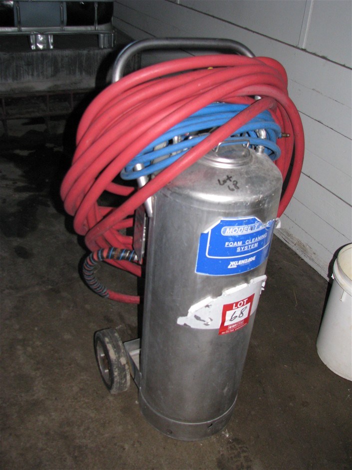 Foam Cleaning System, Klenzade Model TJR comprising liquid cylinder