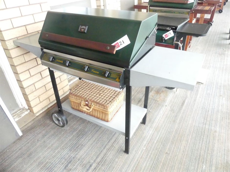 Crown Jindara Unused 4 Burner Hooded Gas BBQ Auction (0021-5045267) | Grays  Australia