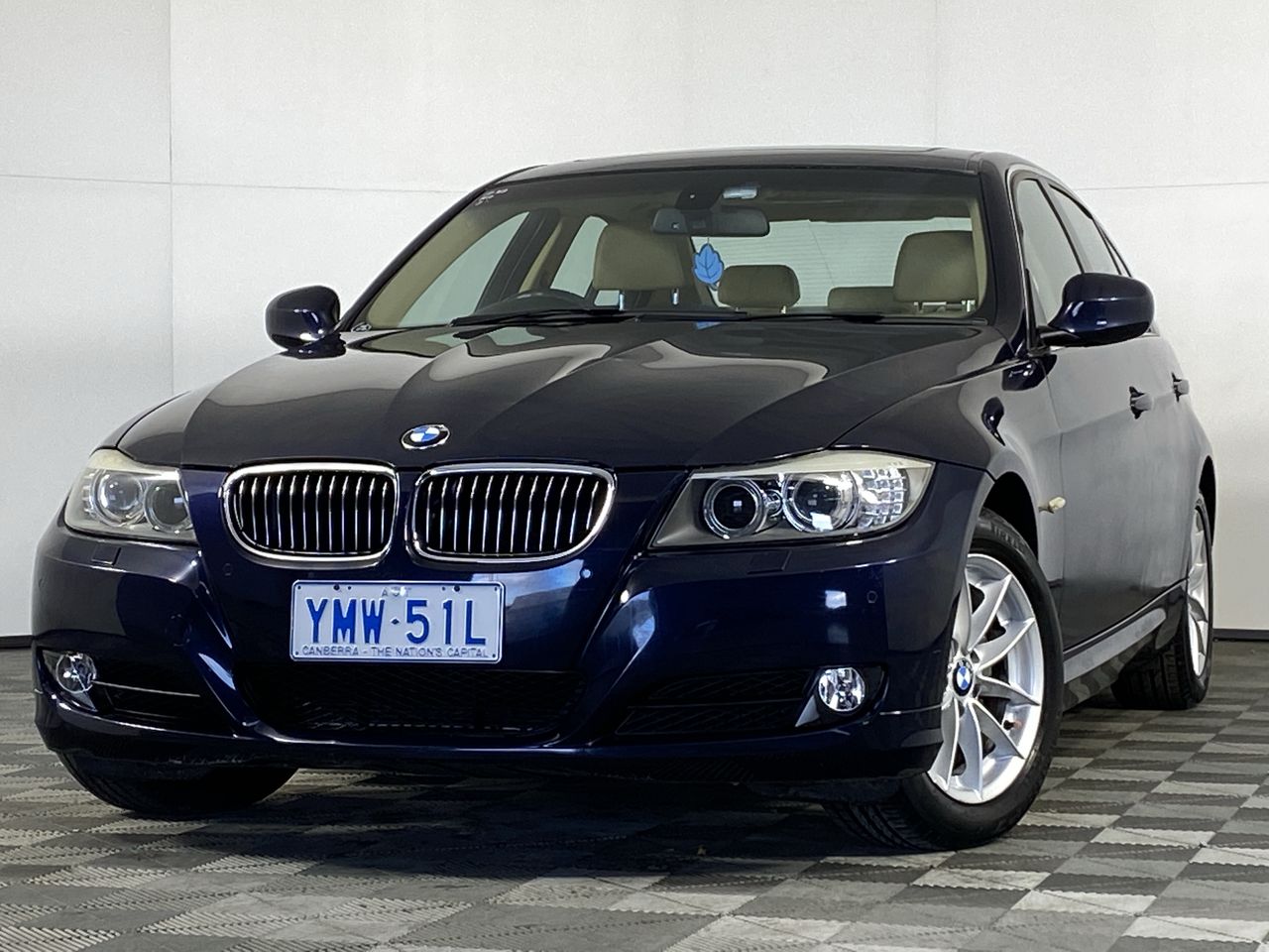 2010 BMW 3 23i E90 Automatic Sedan Auction (0001-3494949) | Grays Australia