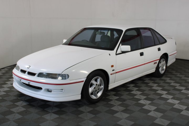 1993 Holden VR Commodore SS Automatic V8 Sedan Auction (0001-10050935 ...