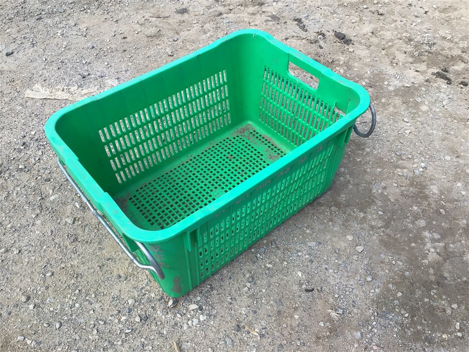 Plastic Tubs Auction (00263020168) Grays Australia