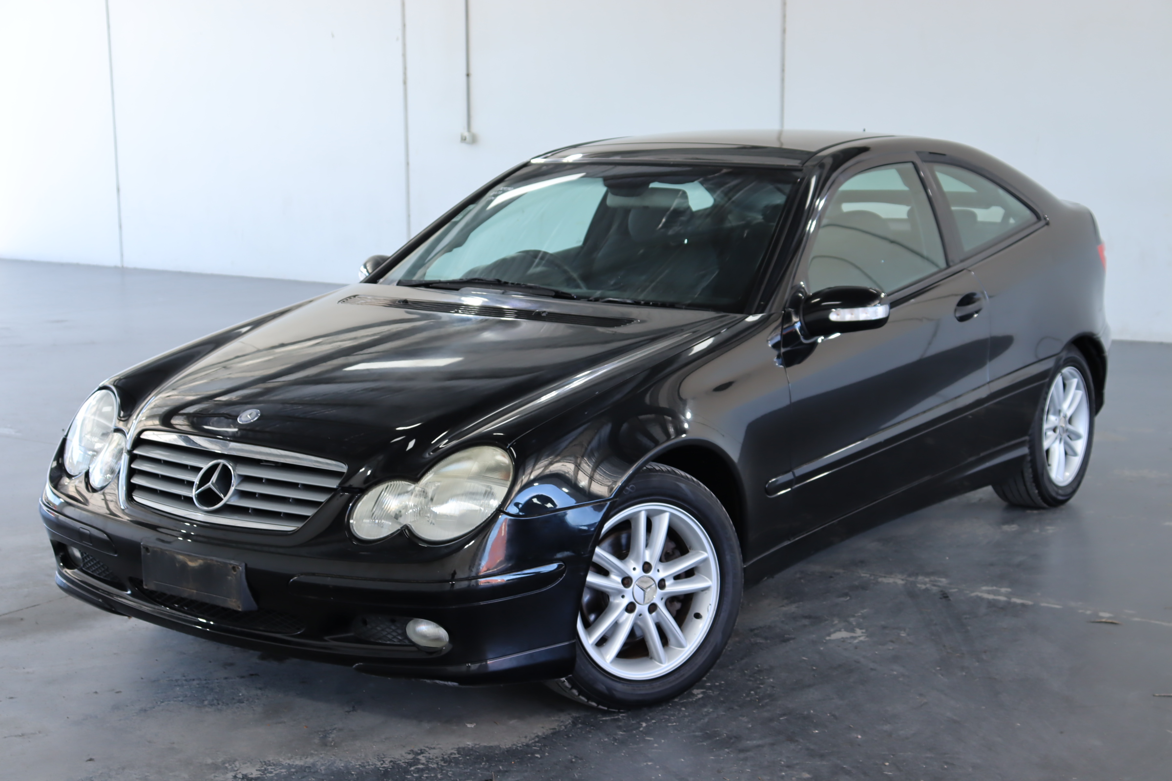 2003 Mercedes Benz C200 K SPORTS COUPE CL203 Automatic Coupe