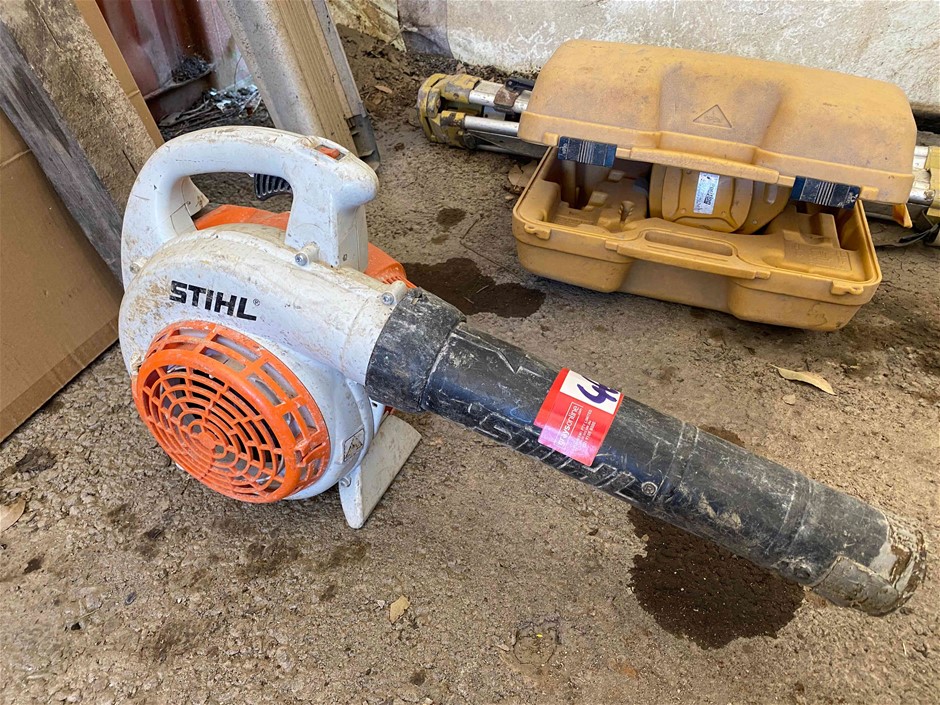 Stihl bg56 deals petrol leaf blower