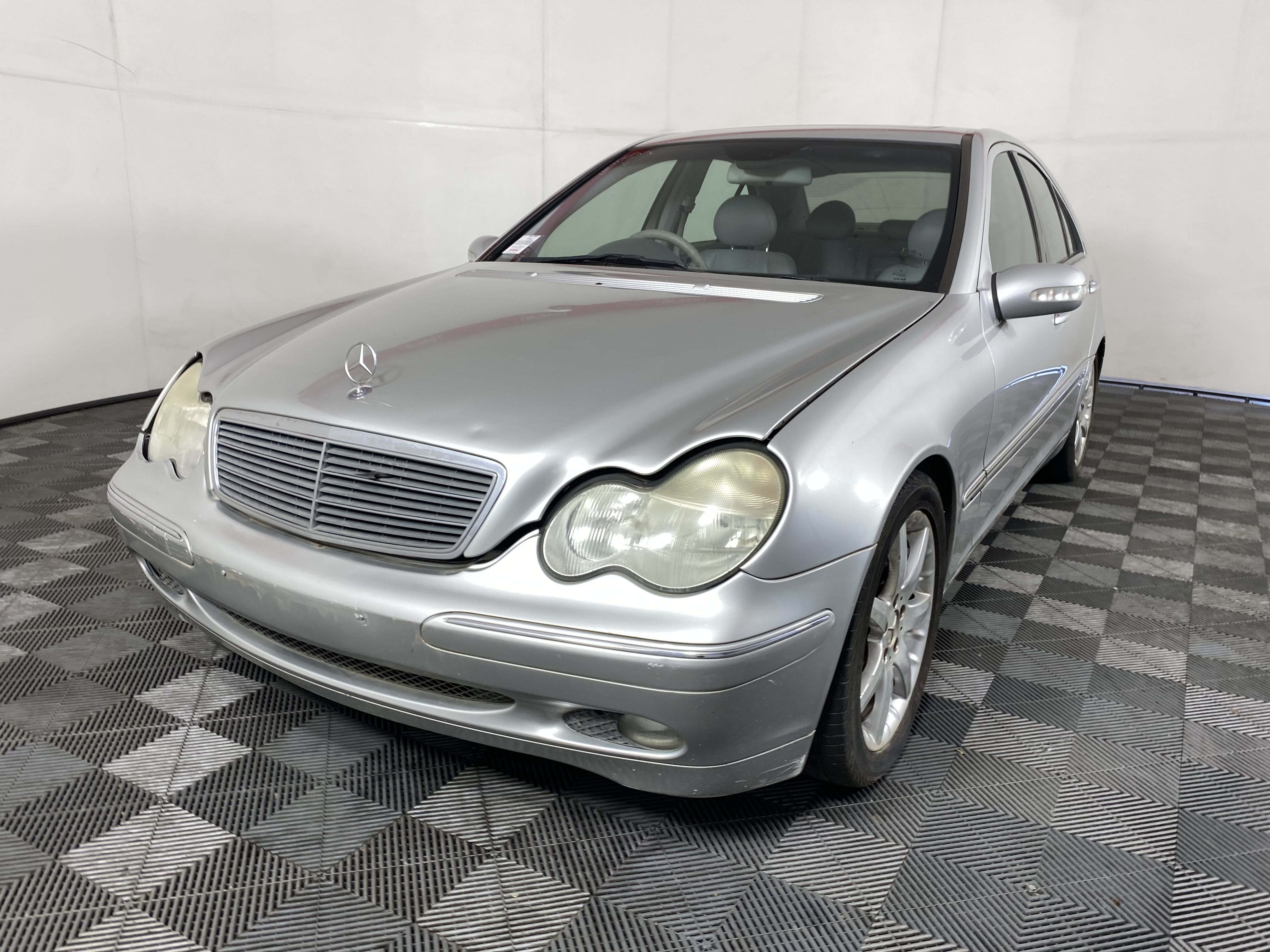 2001 Mercedes Benz C320 Elegance W203 Automatic Sedan (WOVR-Inspected ...