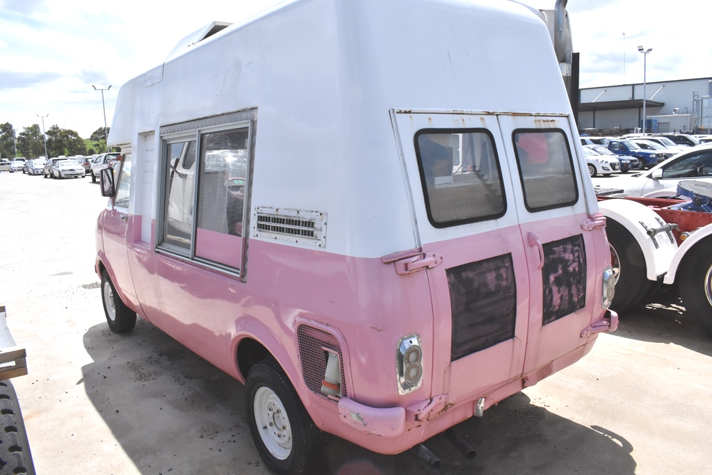 Mr whippy ice cream vans best sale for sale