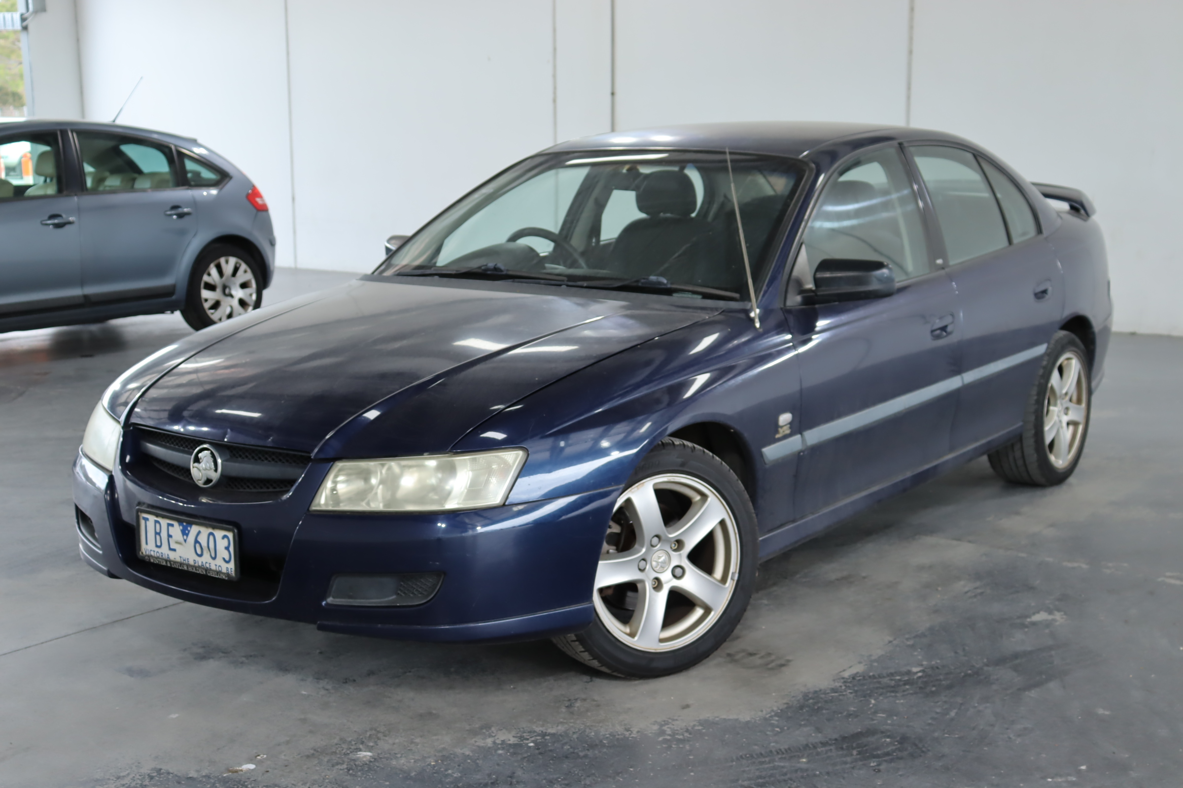 2004 Holden Commodore Executive VZ Automatic Sedan Auction (0001 ...