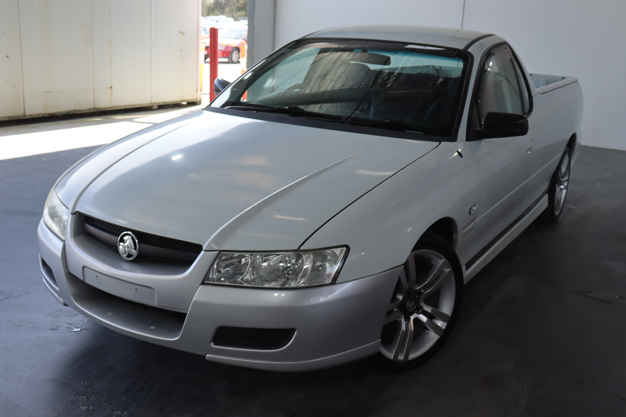 2007 Holden Commodore VZ Automatic Ute Auction (0001-20041307) | Grays ...