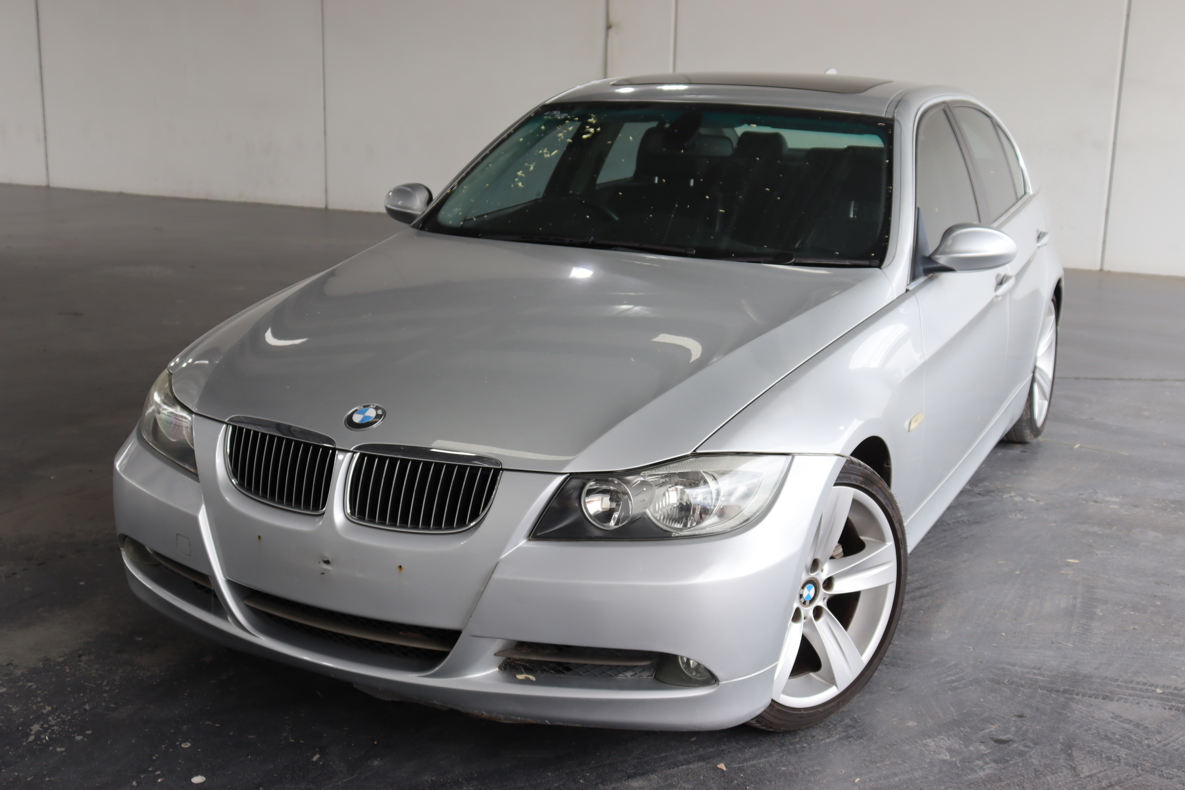 2005 BMW 325i E90 Manual Sedan Auction (0001-20040356) | Grays Australia
