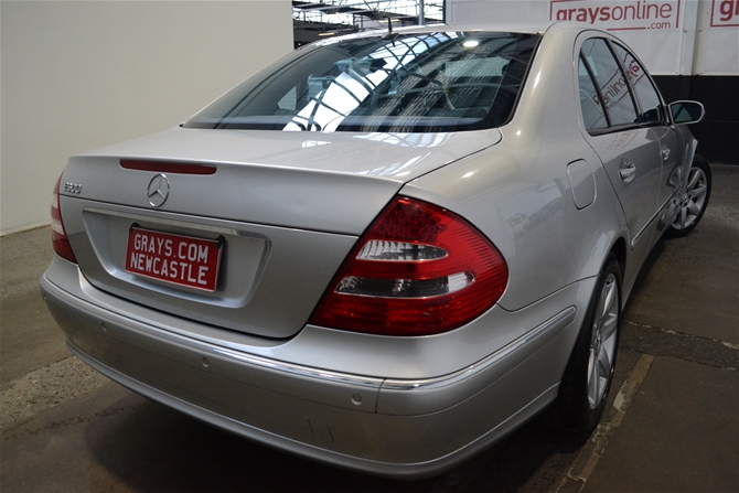 Mercedes-Benz W211 (2002-09), Manufacturer: DaimlerChrysler…