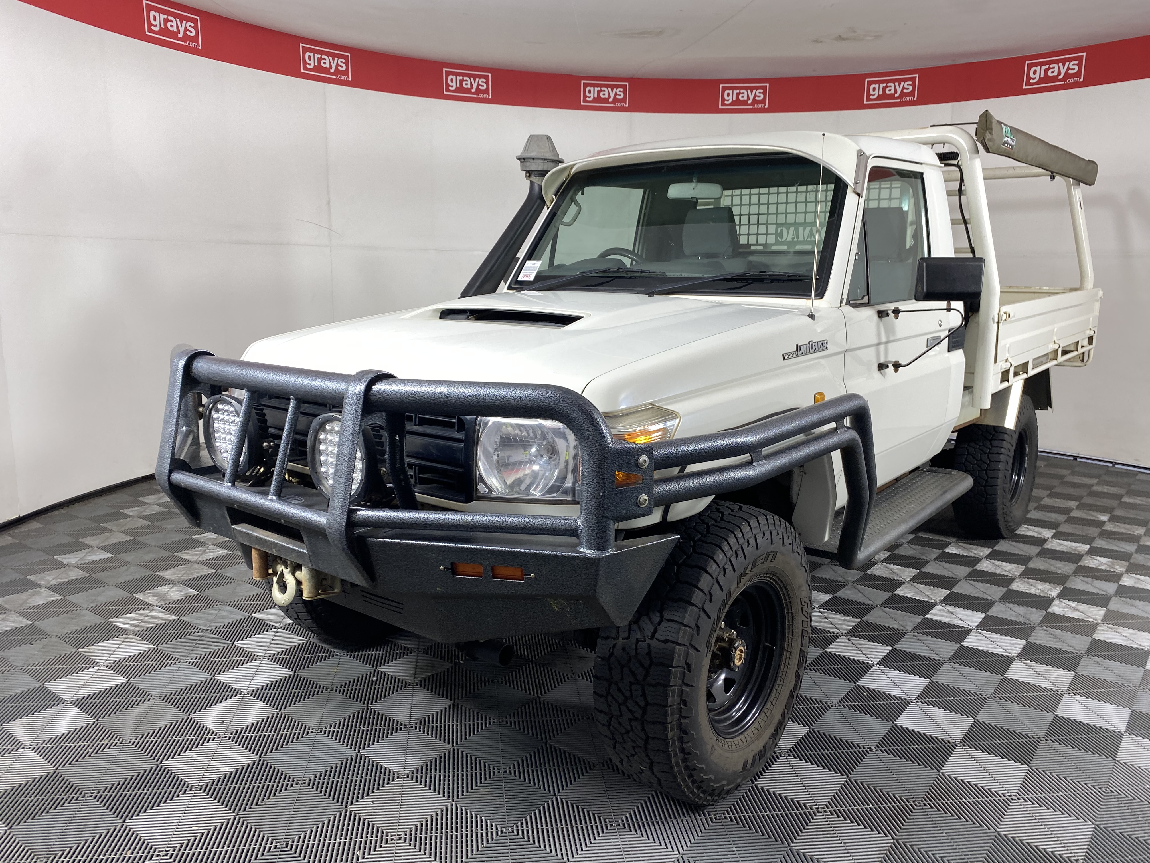 2014 Toyota Landcruiser Workmate VDJ79R Turbo Diesel Manual Cab Chassis ...