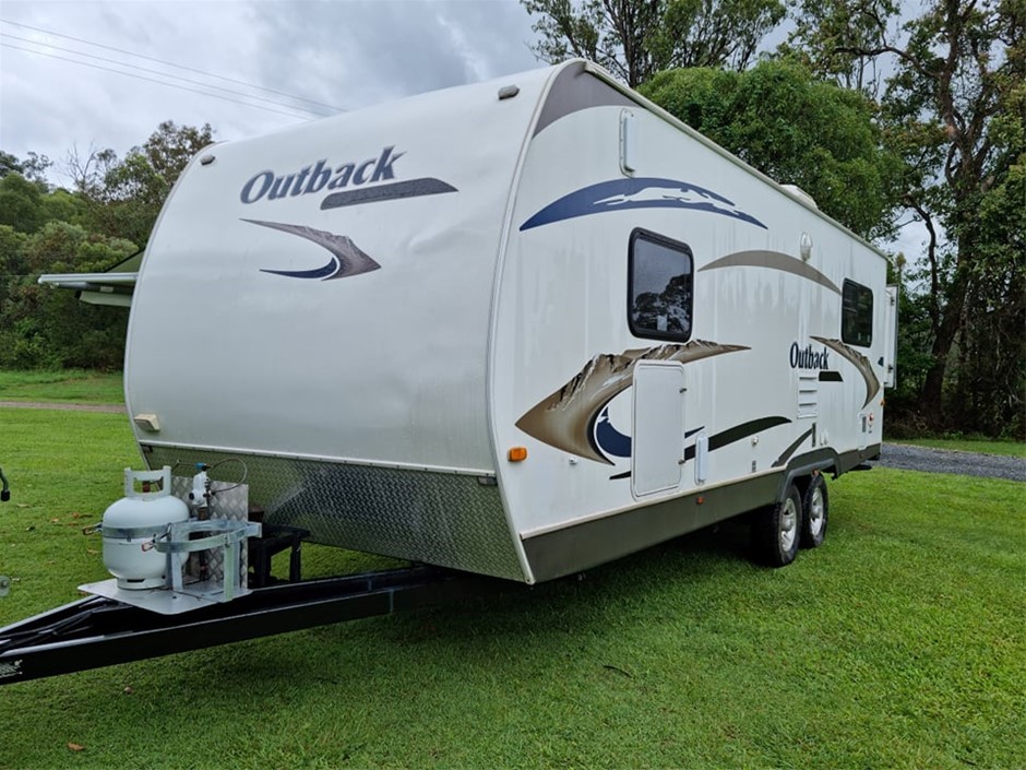 FMS CUSTOM TRAILER TOY HAULER OFF-ROAD- NO RESERVE