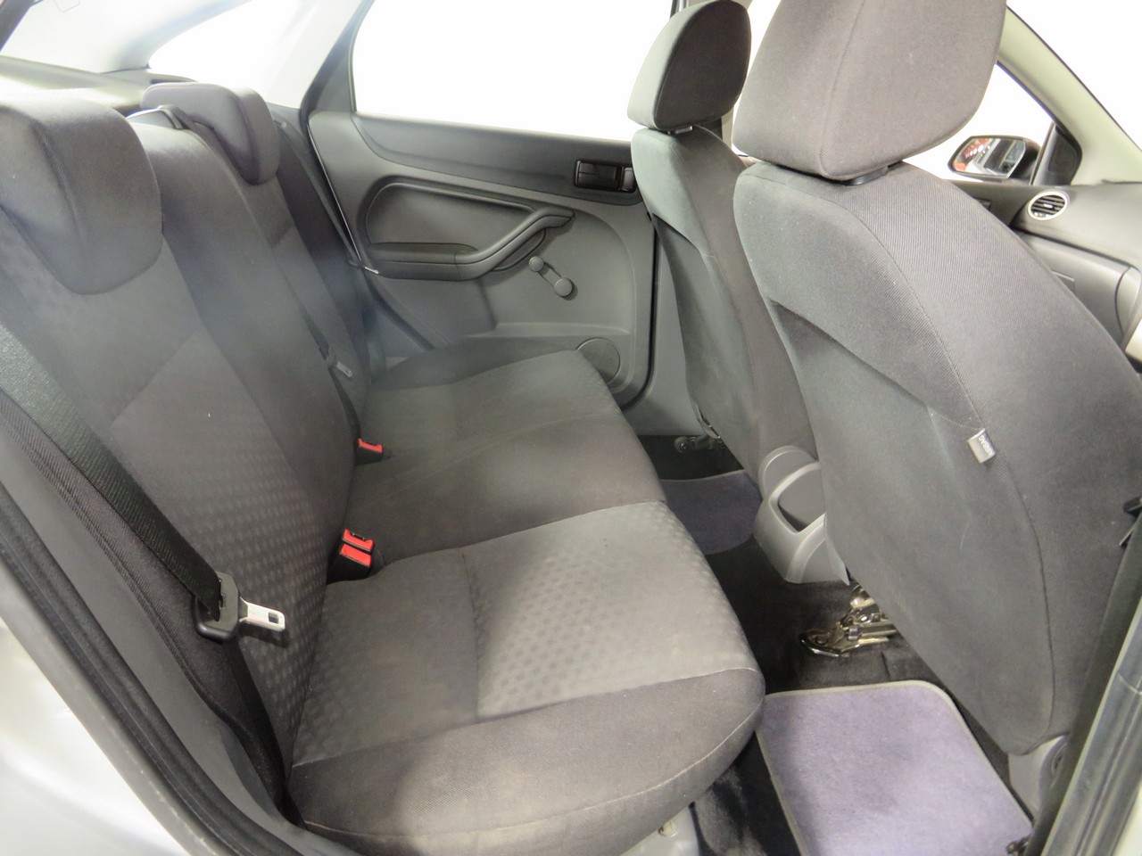 Ford focus 2006 outlet isofix