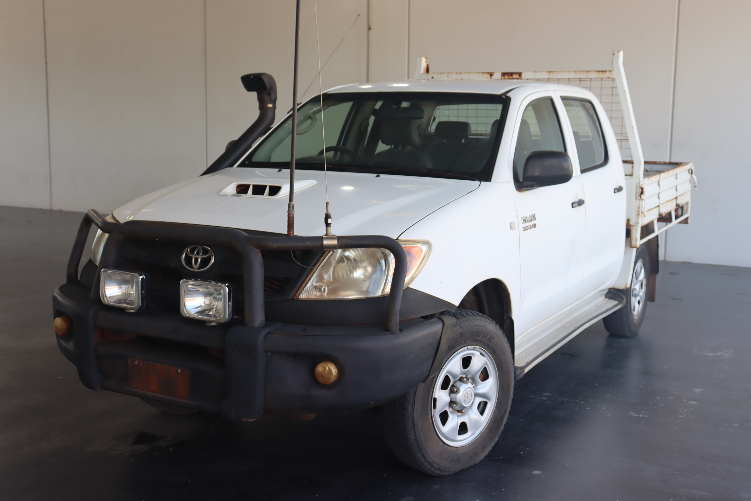 2007 Toyota Hilux SR (4x4) KUN26R Turbo Diesel Manual Dual Cab Auction ...